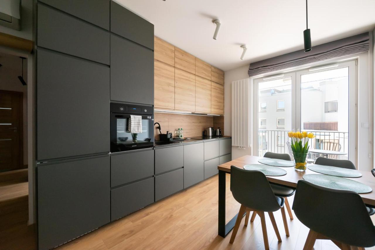 Wola Skwer Happy Apartment Warszawa Eksteriør billede