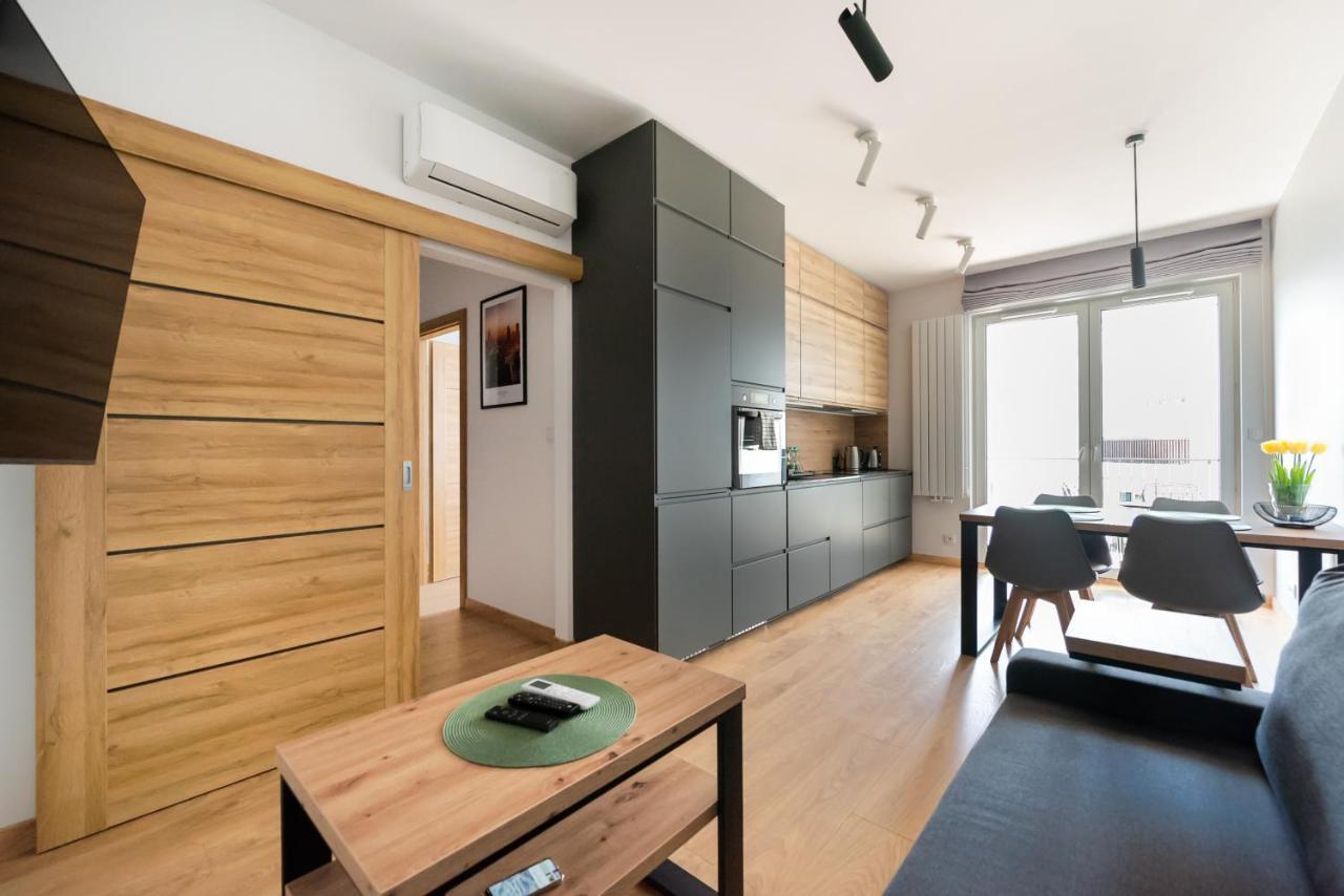 Wola Skwer Happy Apartment Warszawa Eksteriør billede